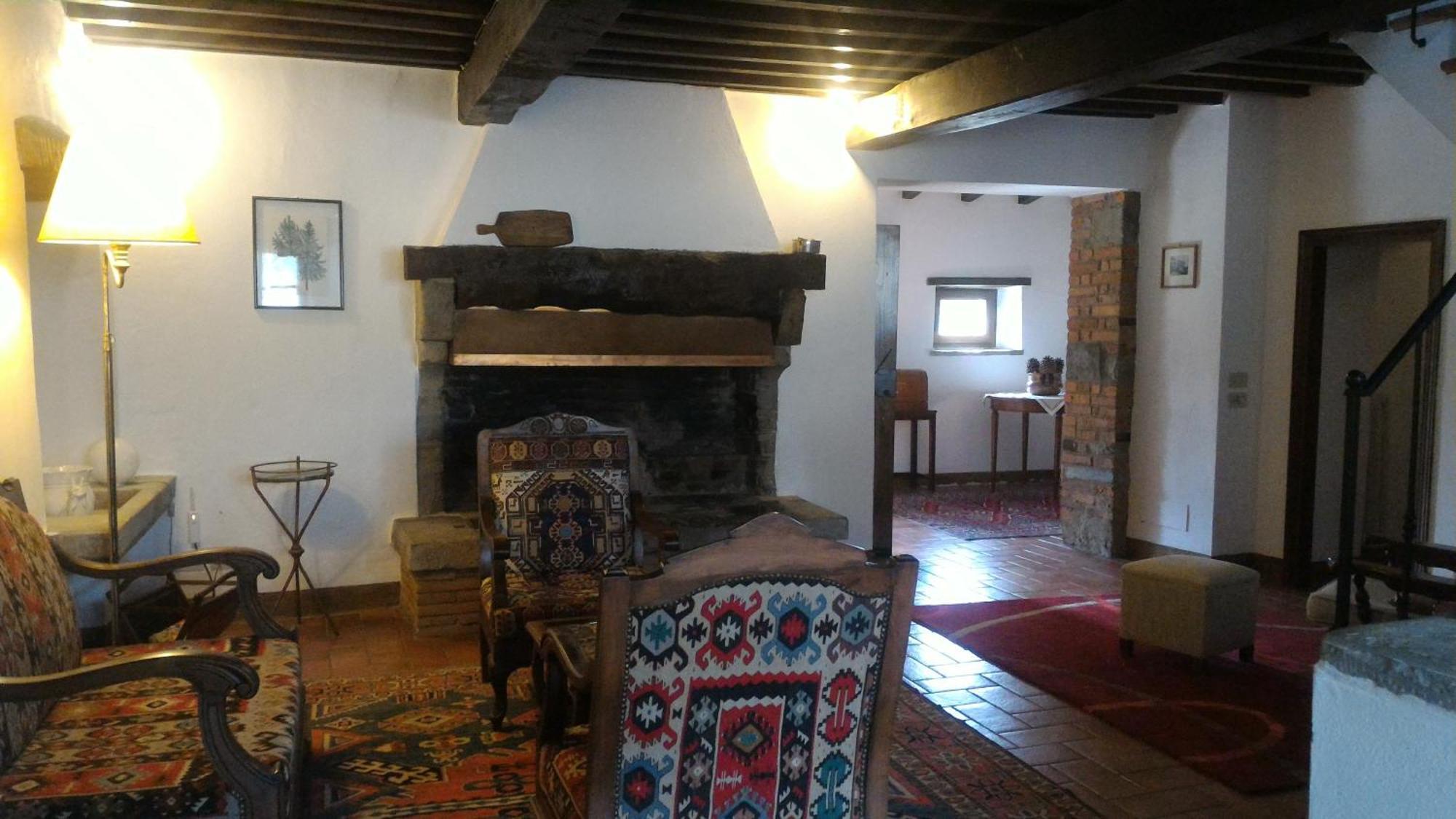 Villa La Nussa Capolona Zimmer foto